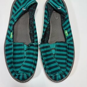 Sanuk Green and Black Striped Flats